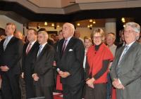 Andächtig beim Badnerlied: Oliver Rein, Stefan Mappus, Dr. Patrick Rapp, Gundolf Fleischer, Dorothea Störr- Ritter, Alfred Vonarb