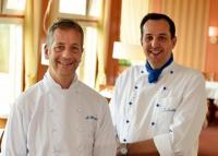 Sie lassen es Dattlern im Dattler: Norbert Bürger und Jörg Dattler bescheren den Höchstumsatz in der Silvesternacht.